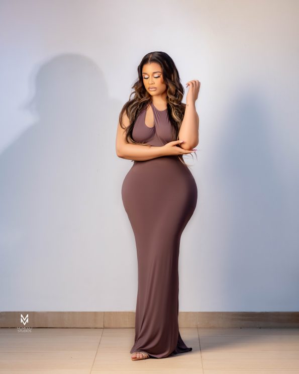 Keisha Backless Bodycon Dress